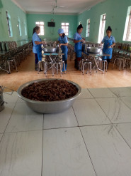 Trường PTDTNTTHPT huyện Mường Ảng với công tác vệ sinh an toàn thực phẩm tại bếp ăn !